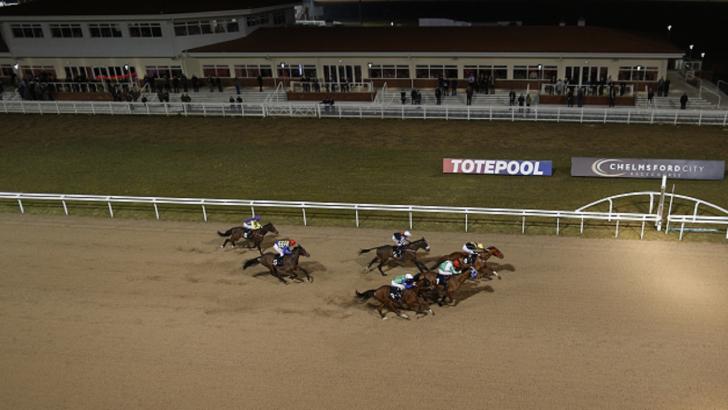 https://betting.betfair.com/horse-racing/Chelmsford%20finish%20above%201280x720.jpg